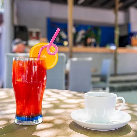 Aperion Side Hotel 3*