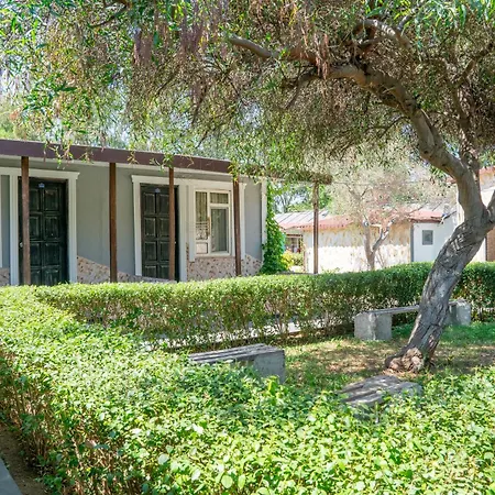 Szálloda Aperion Side