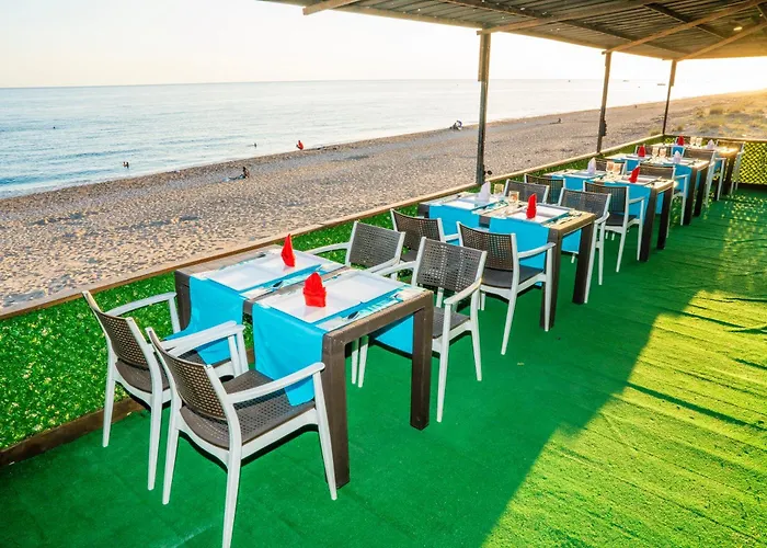 Aperion Side Szálloda 3*